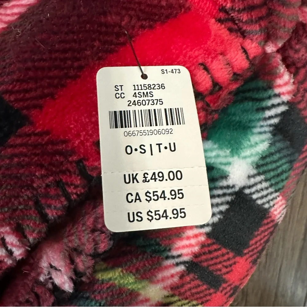 Victoria's Secret red Christmas plaid plush PINK blanket 50X60 NEW